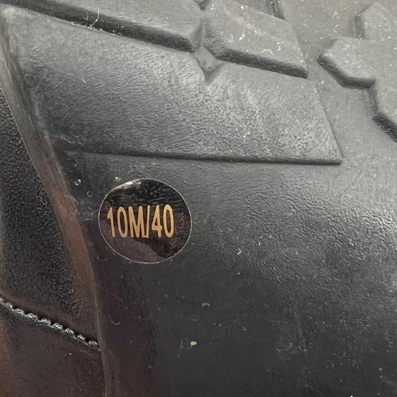 BCBGeneration Black Leather BG-Maude Block Heel Platform Boots Size 10 Women’s - Picture 11 of 16